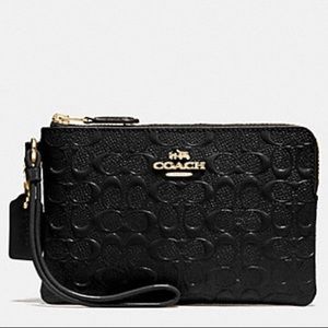 COACH BLACK DEBOSSED PATENT LEATHER WRISTLET